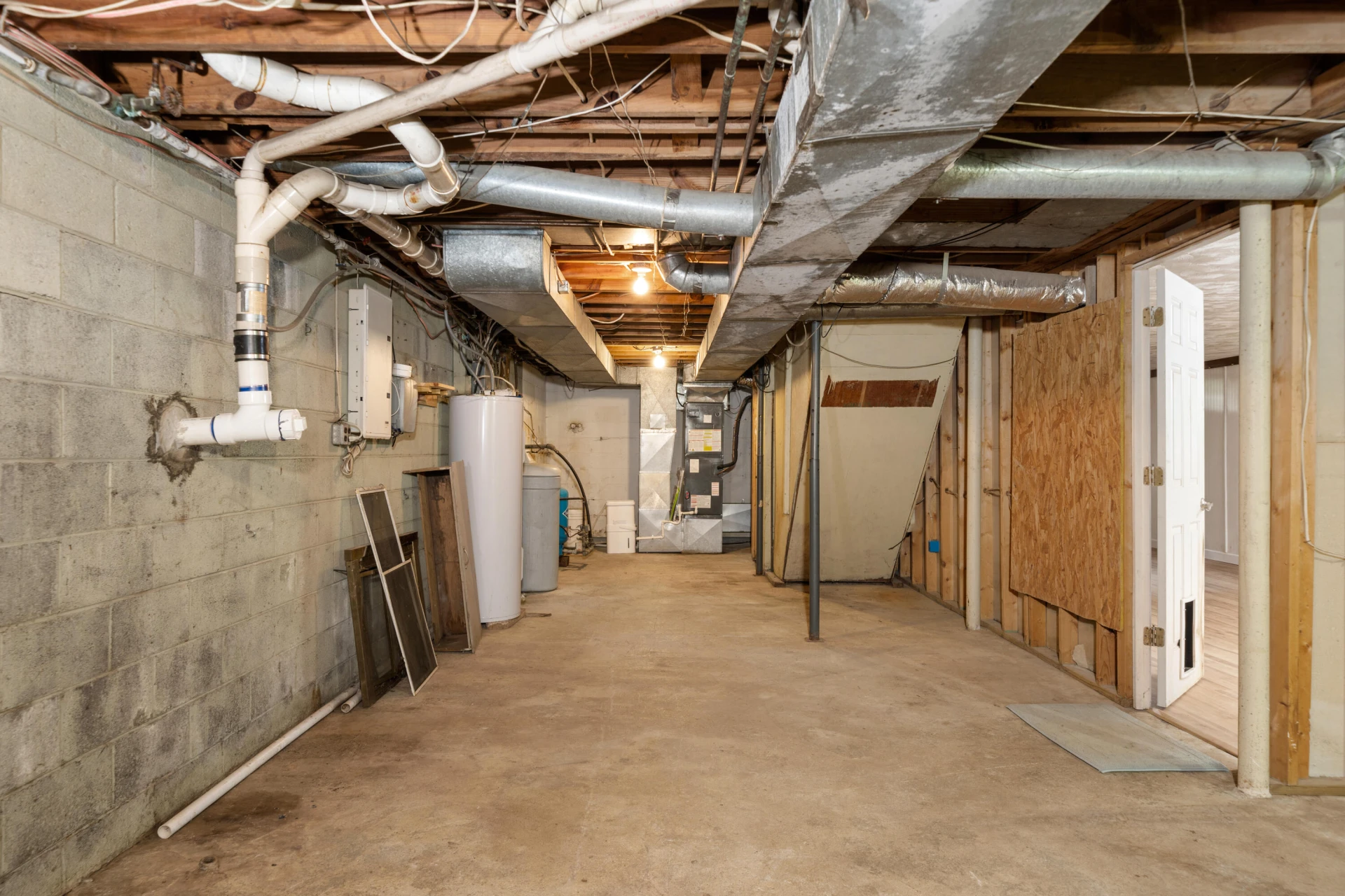 1361 Country Club RD - Photo 16