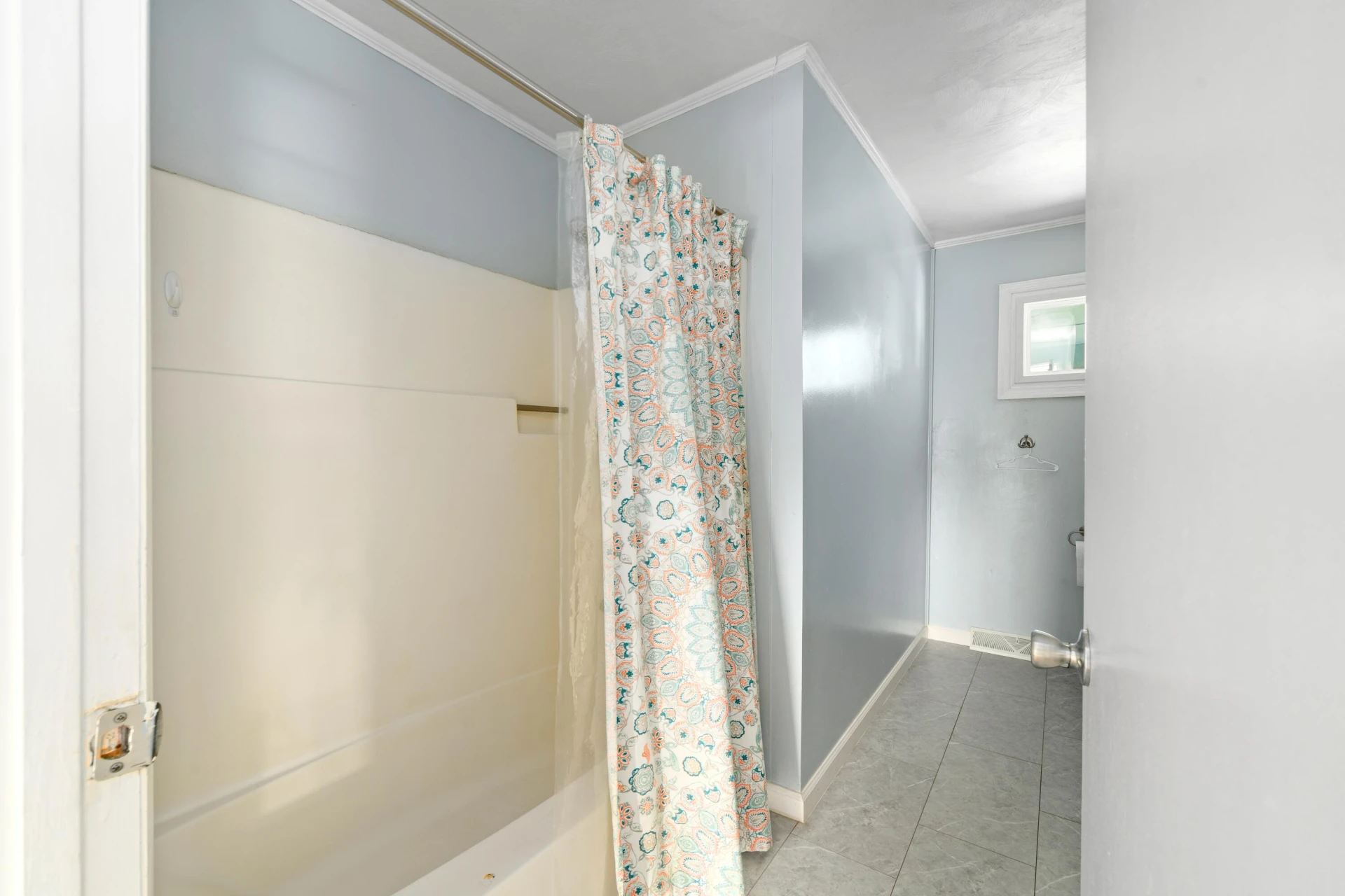 1361 Country Club RD - Photo 9