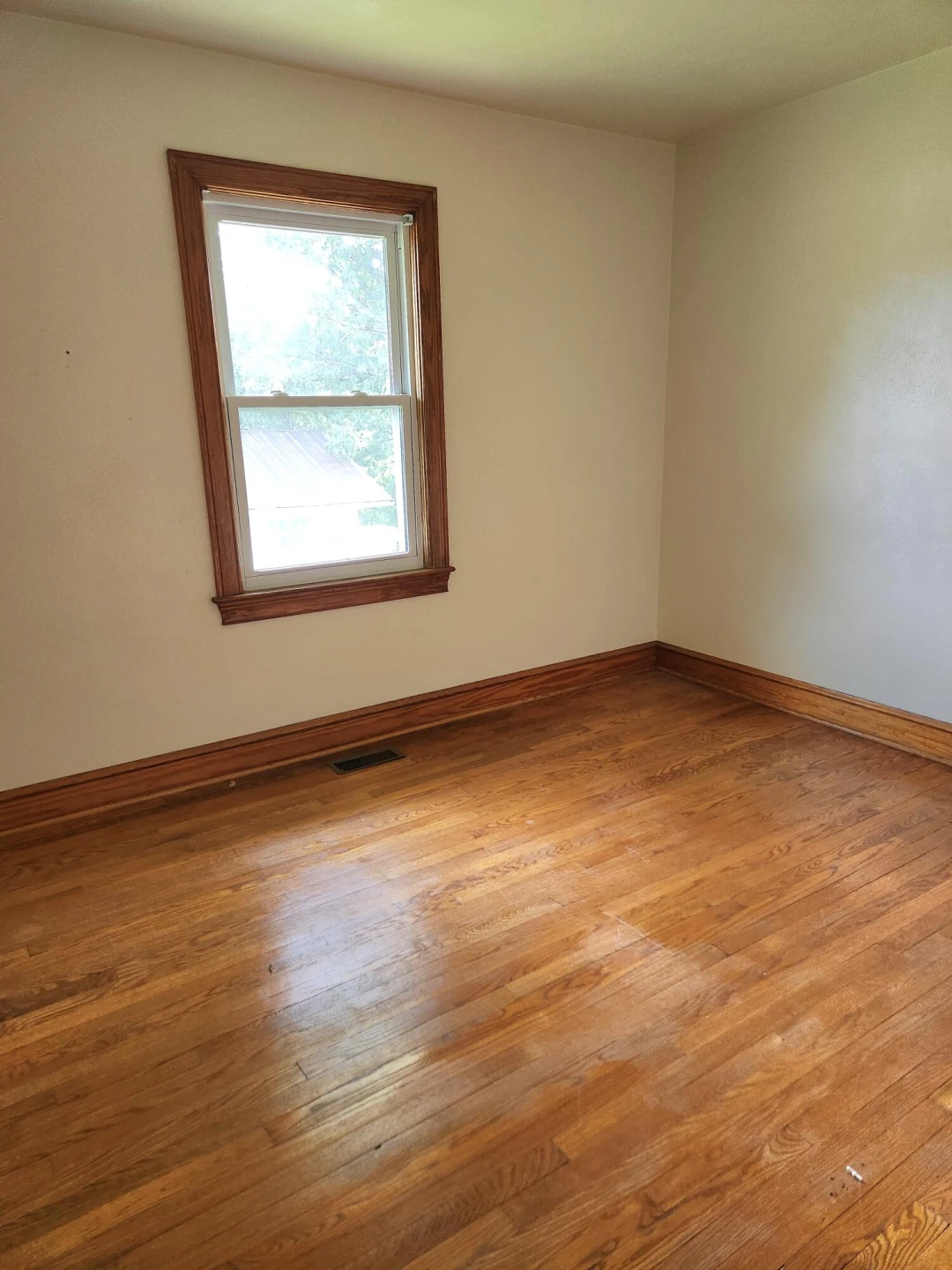 505 Hilltop DR - Photo 10