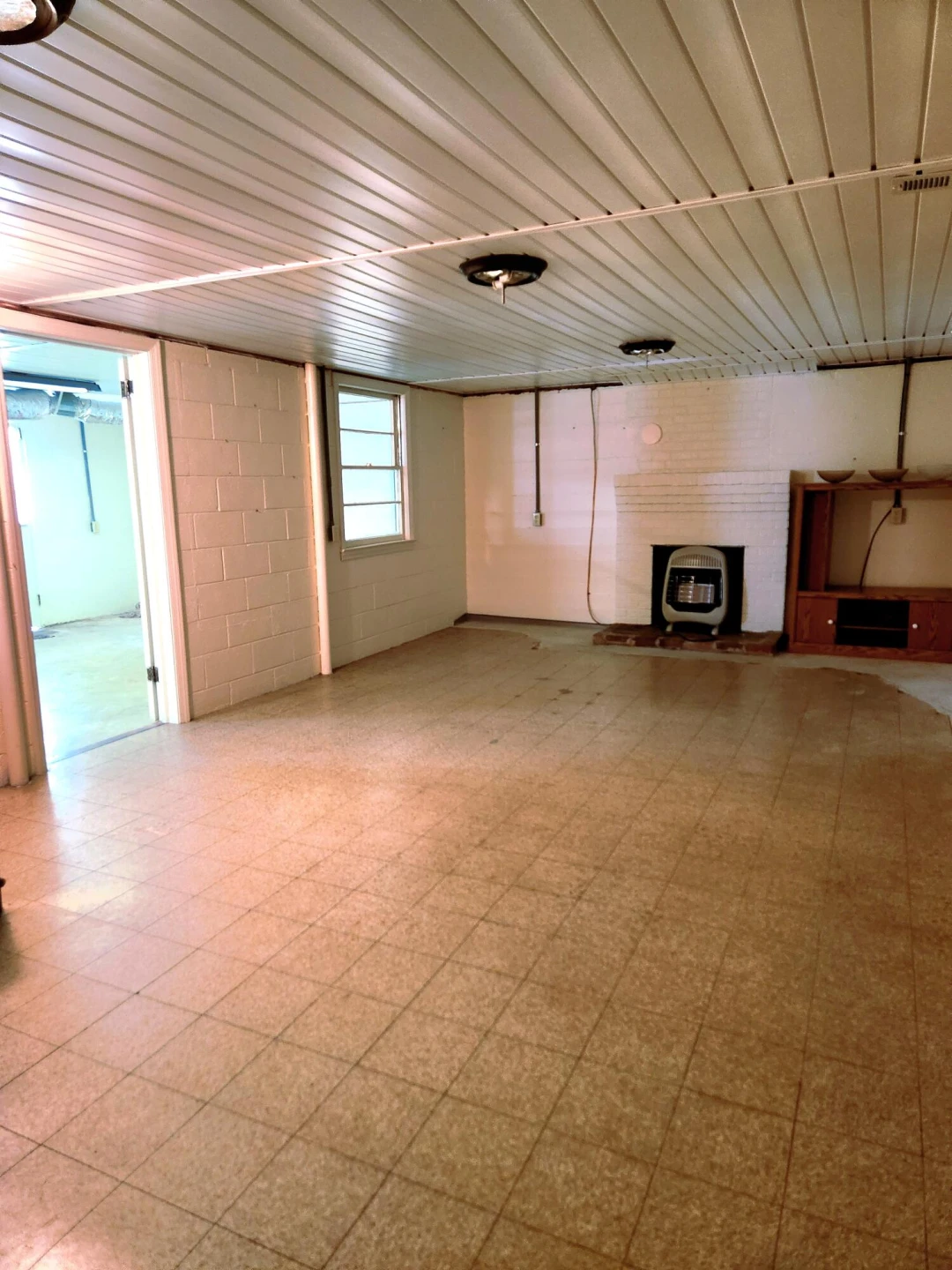 505 Hilltop DR - Photo 12
