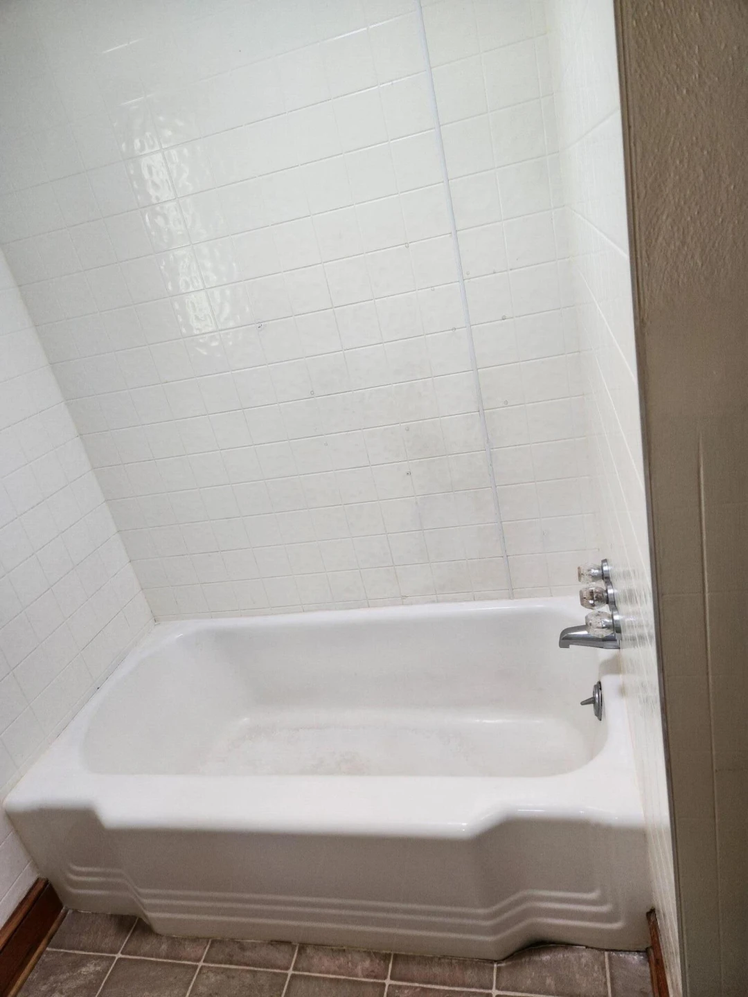 505 Hilltop DR - Photo 9