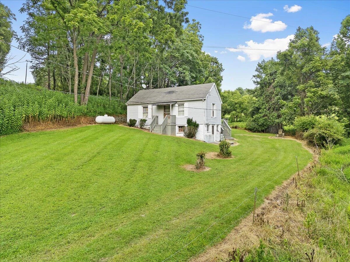 2335 Jeters Chapel RD