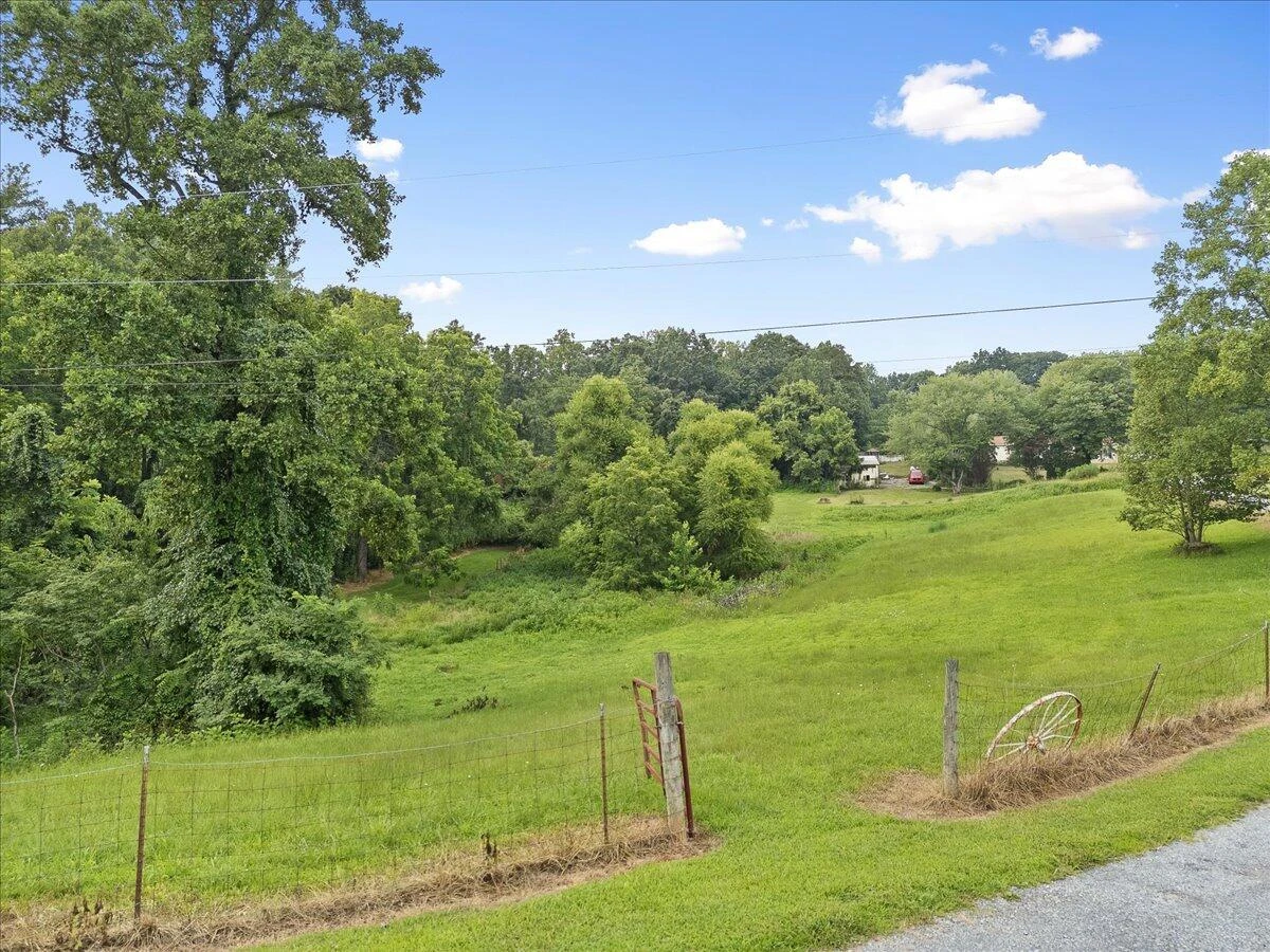 2335 Jeters Chapel RD - Photo 15