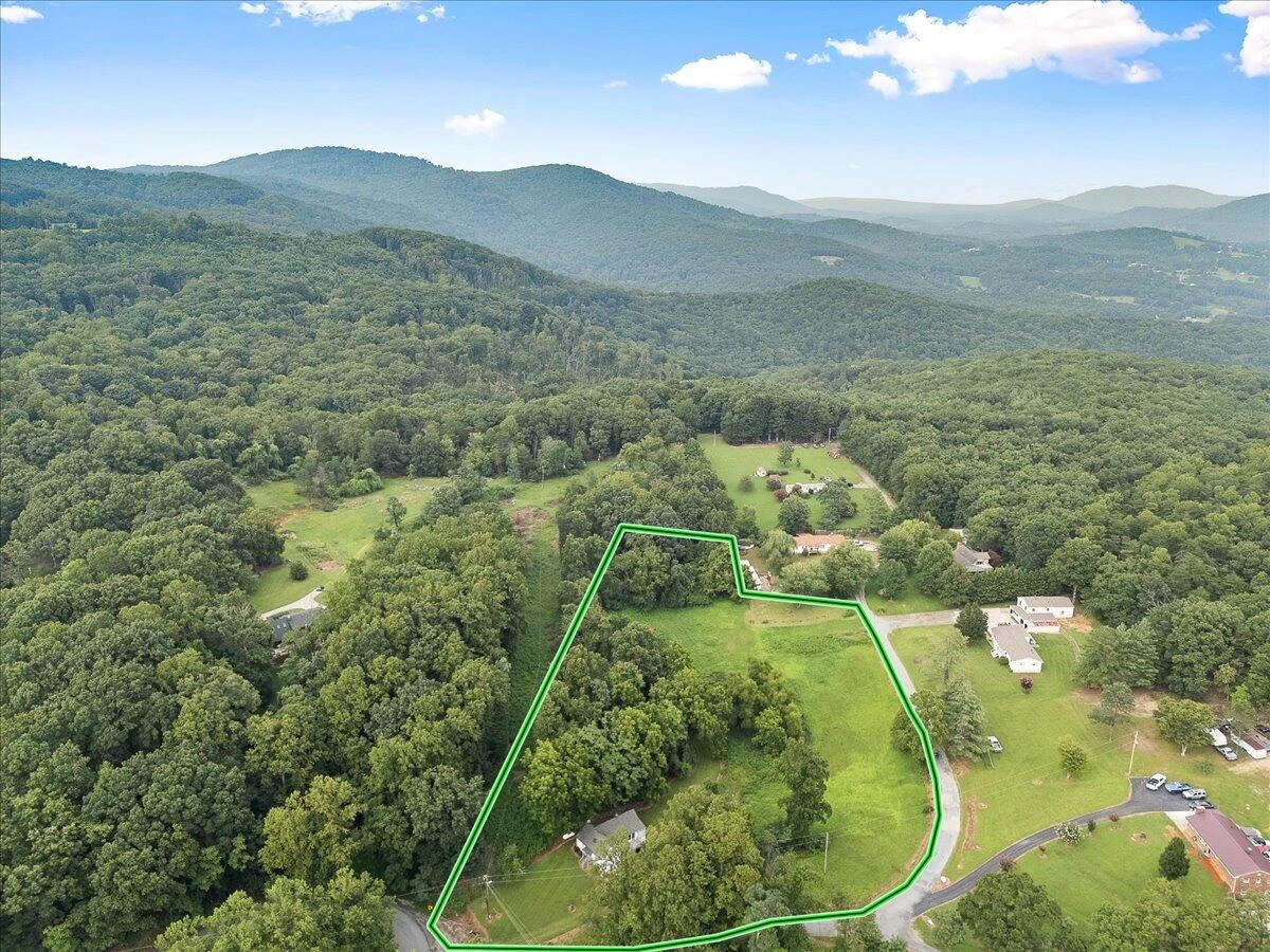 2335 Jeters Chapel RD - Photo 2