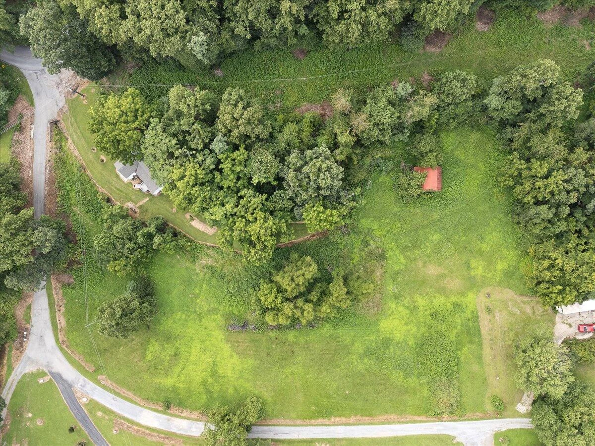 2335 Jeters Chapel RD - Photo 3