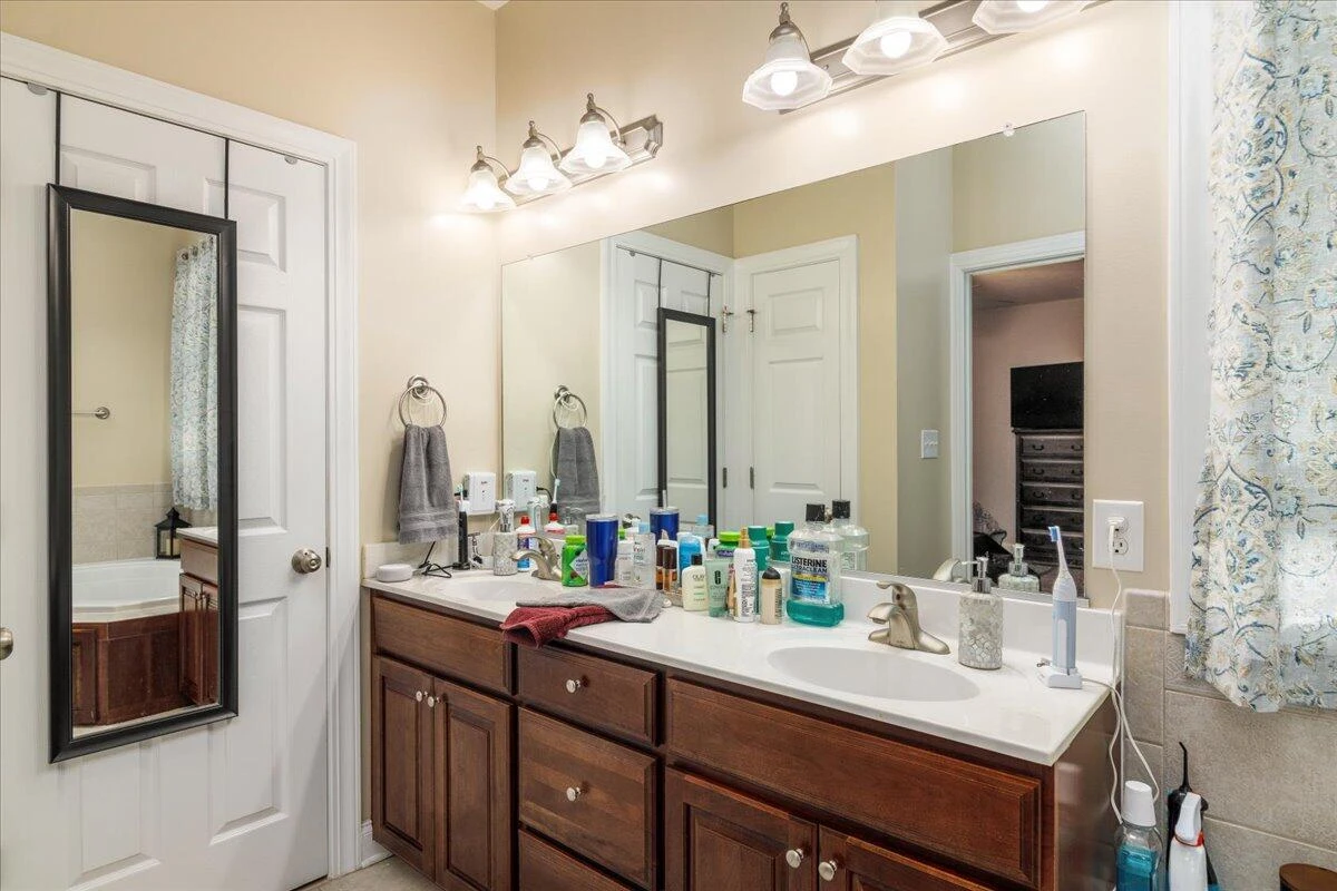 300 Heather LN - Photo 27