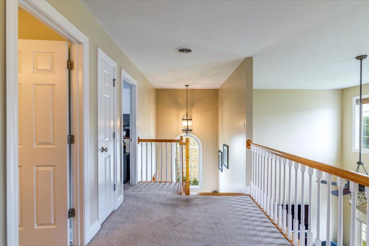 300 Heather LN - Photo 31