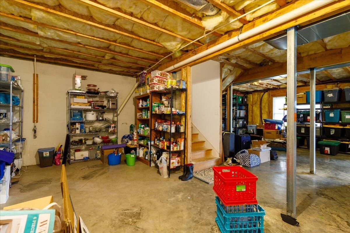 300 Heather LN - Photo 41