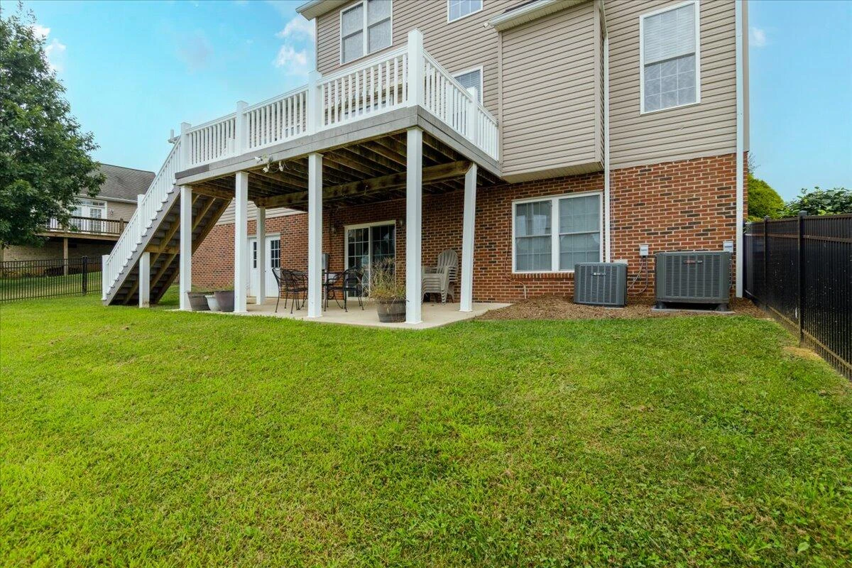 300 Heather LN - Photo 47