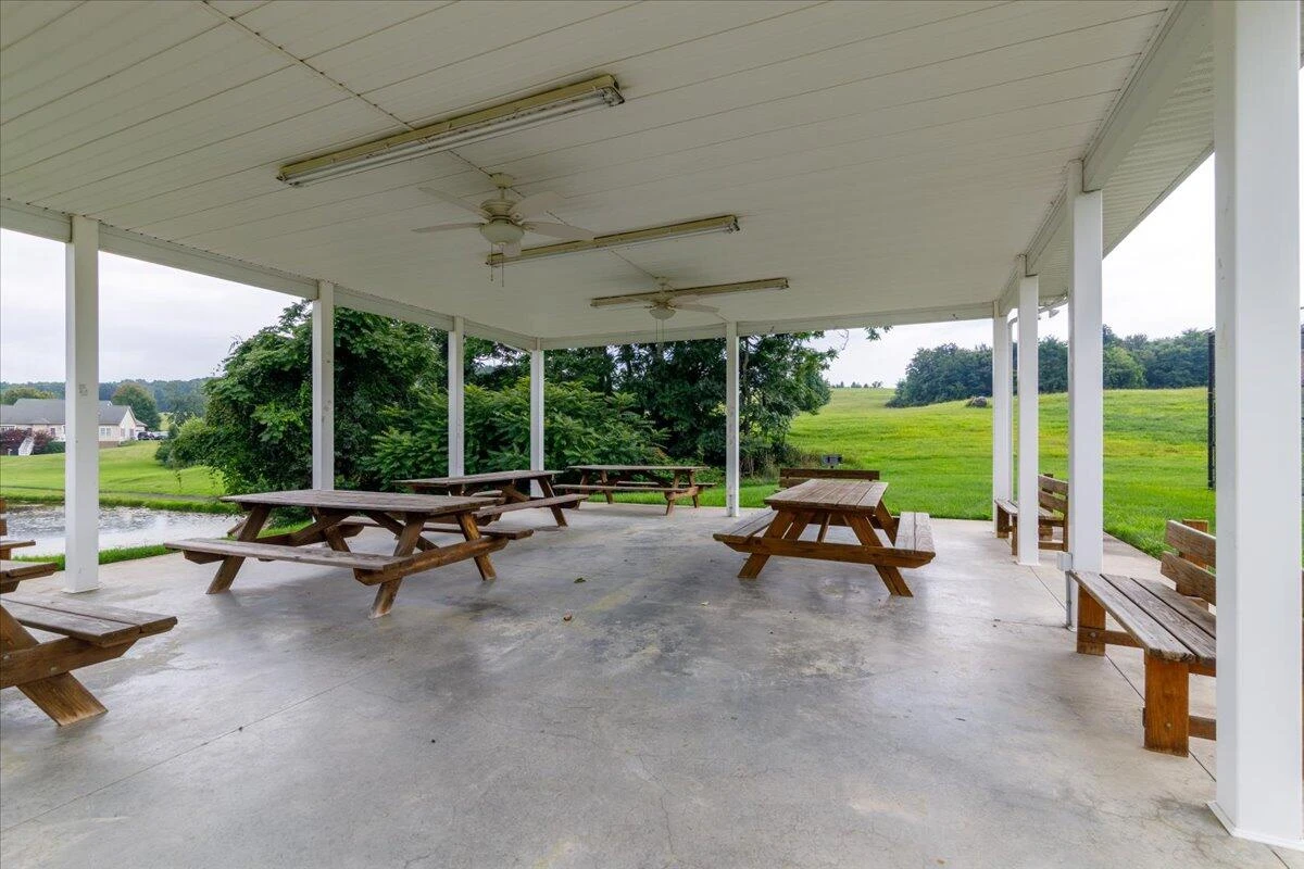 300 Heather LN - Photo 56