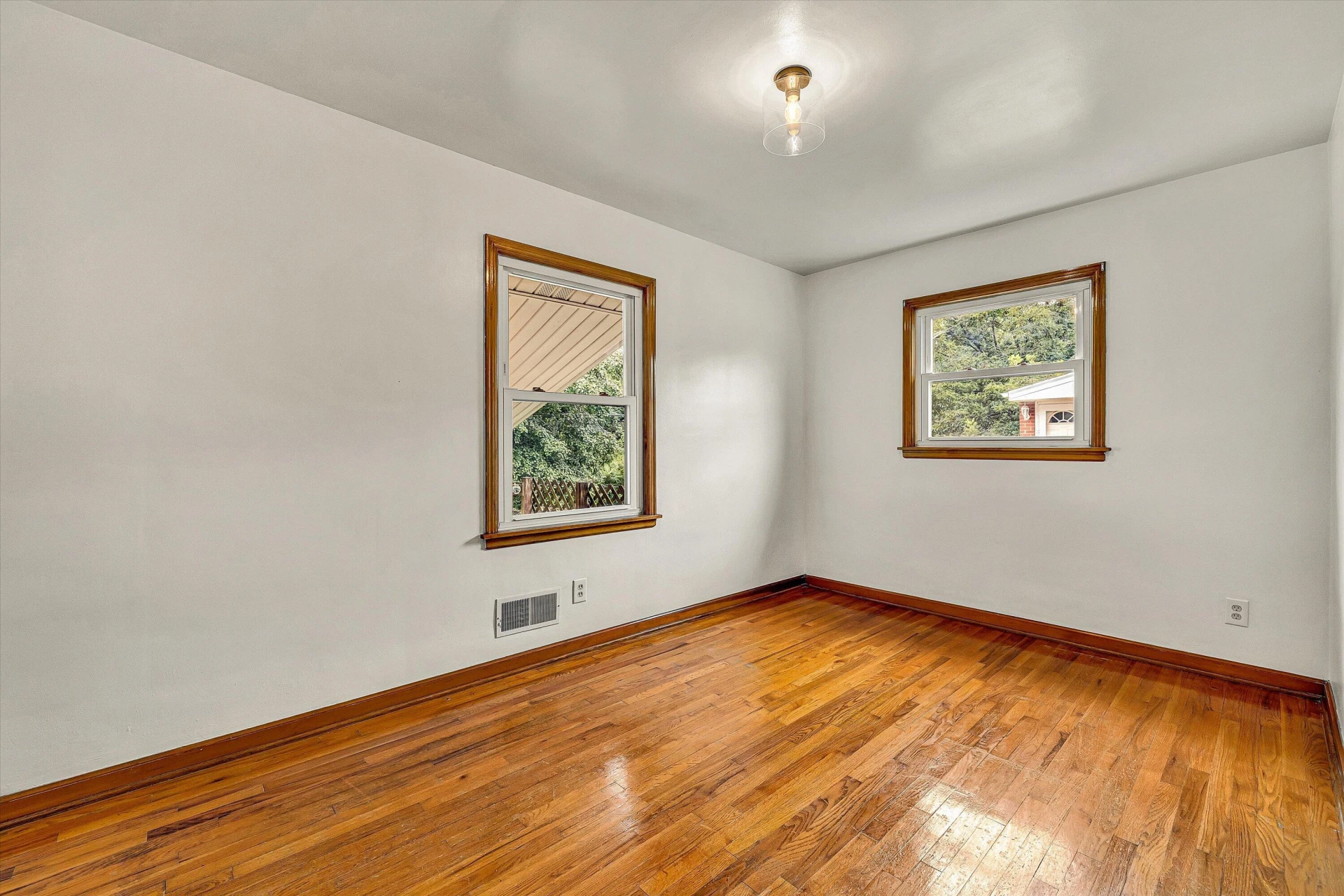 440 Frances DR - Photo 14