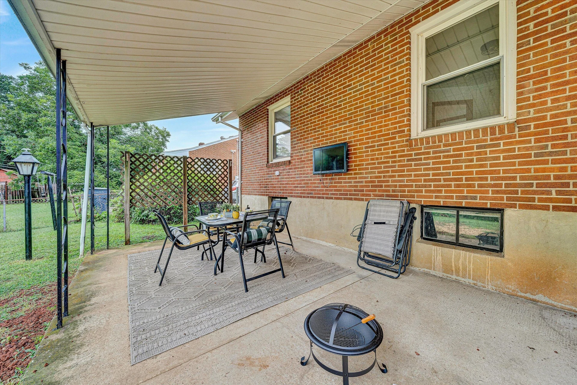 440 Frances DR - Photo 25