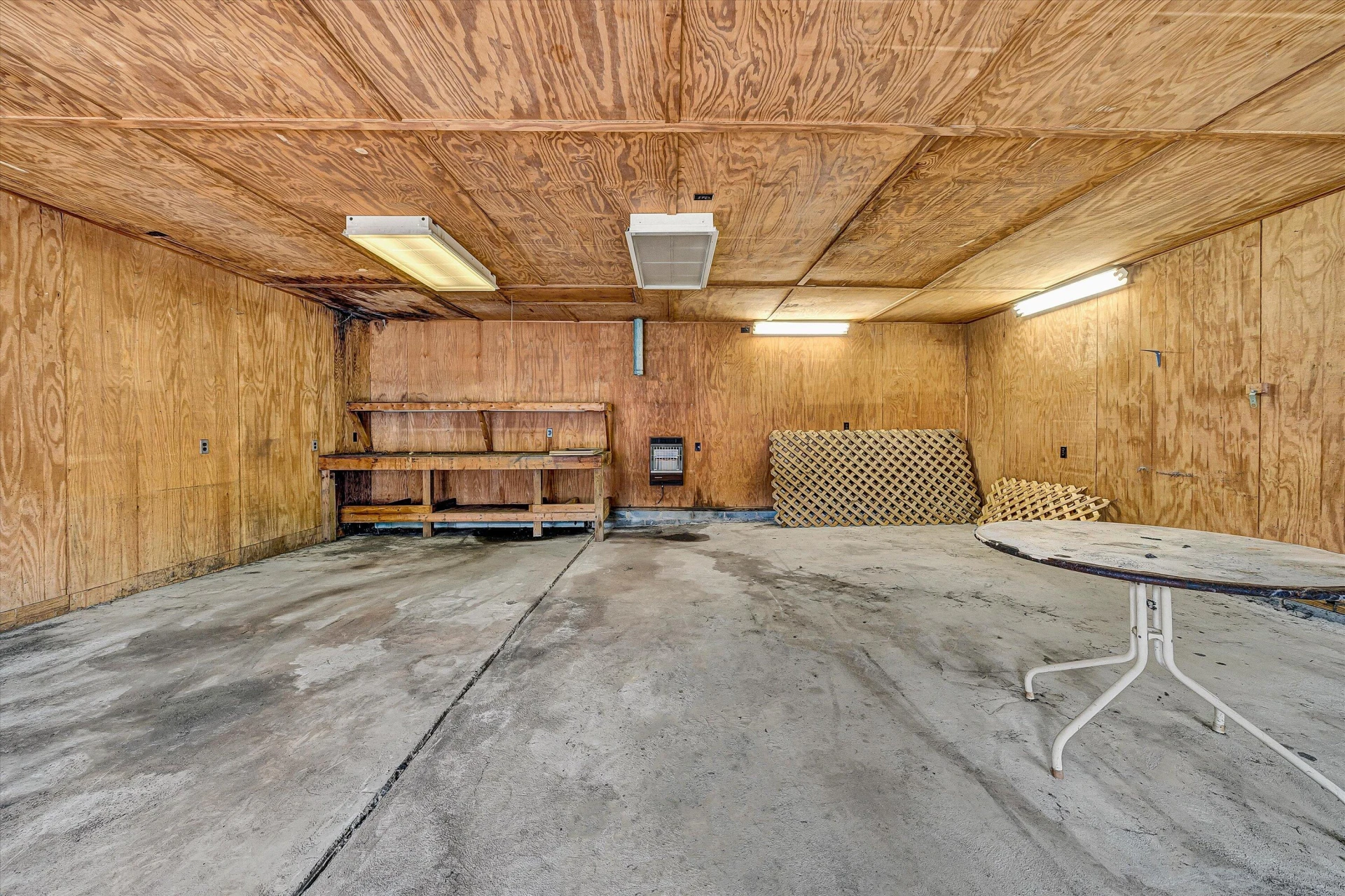 440 Frances DR - Photo 28