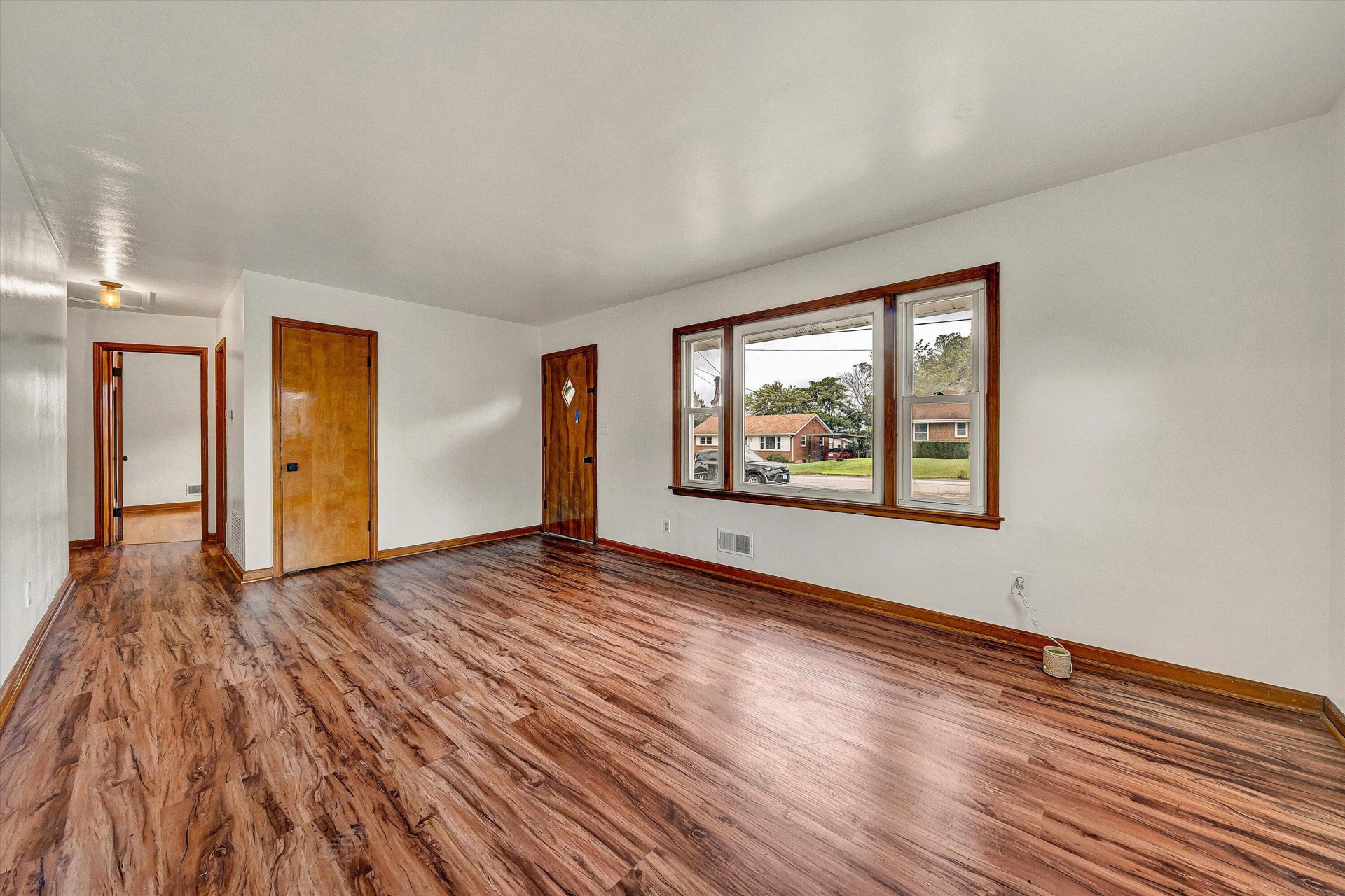 440 Frances DR - Photo 3
