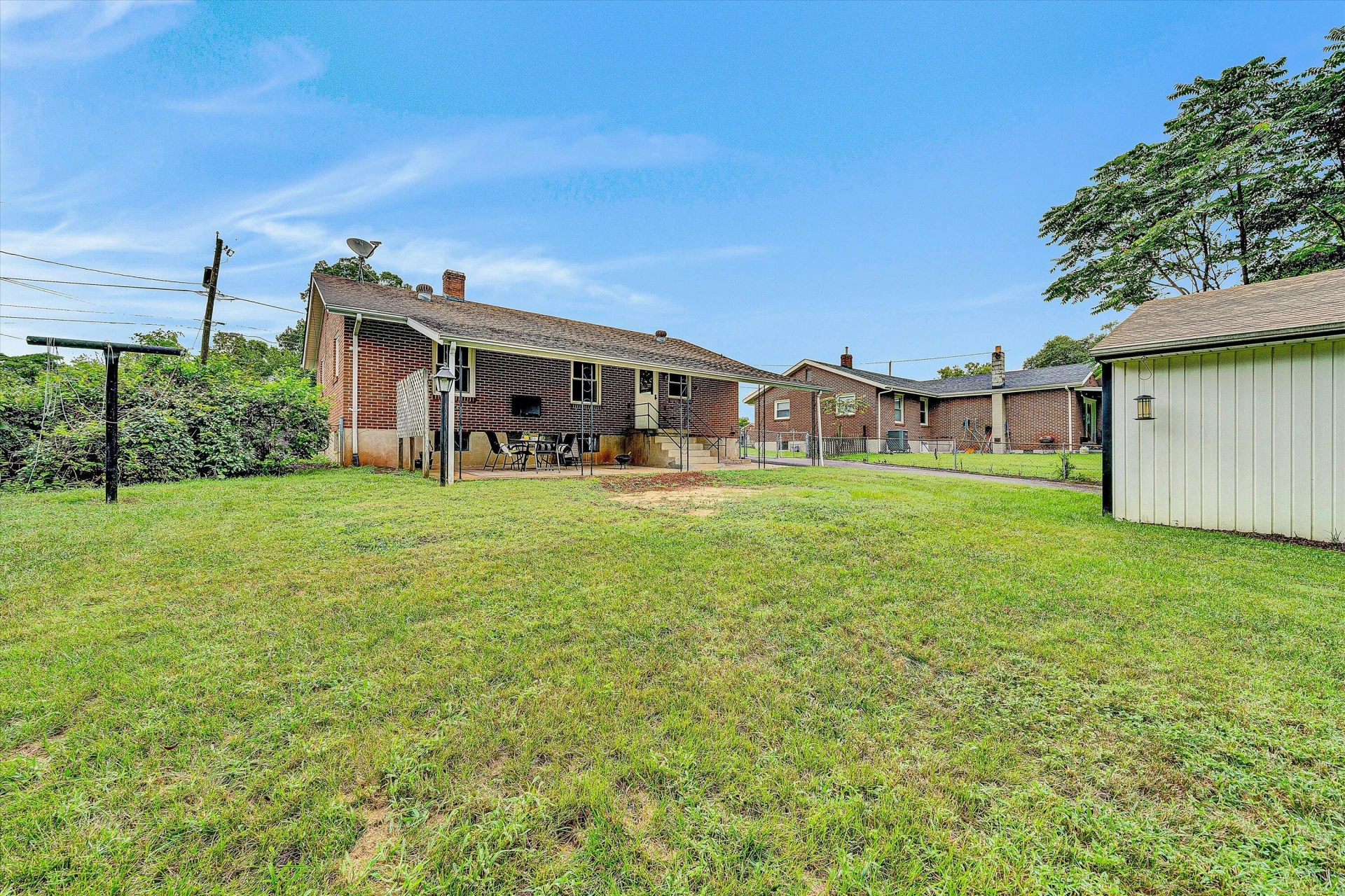 440 Frances DR - Photo 30