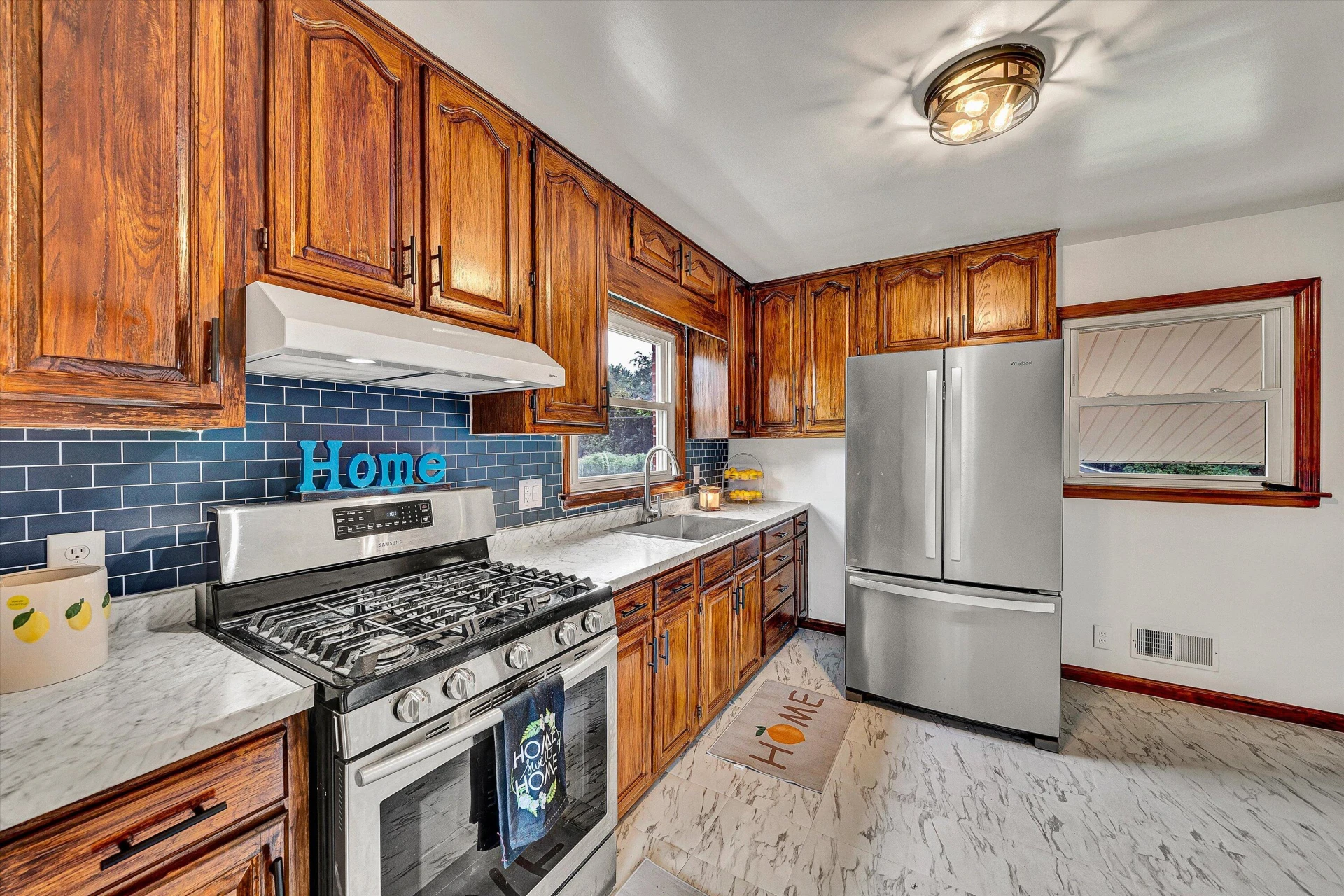 440 Frances DR - Photo 5
