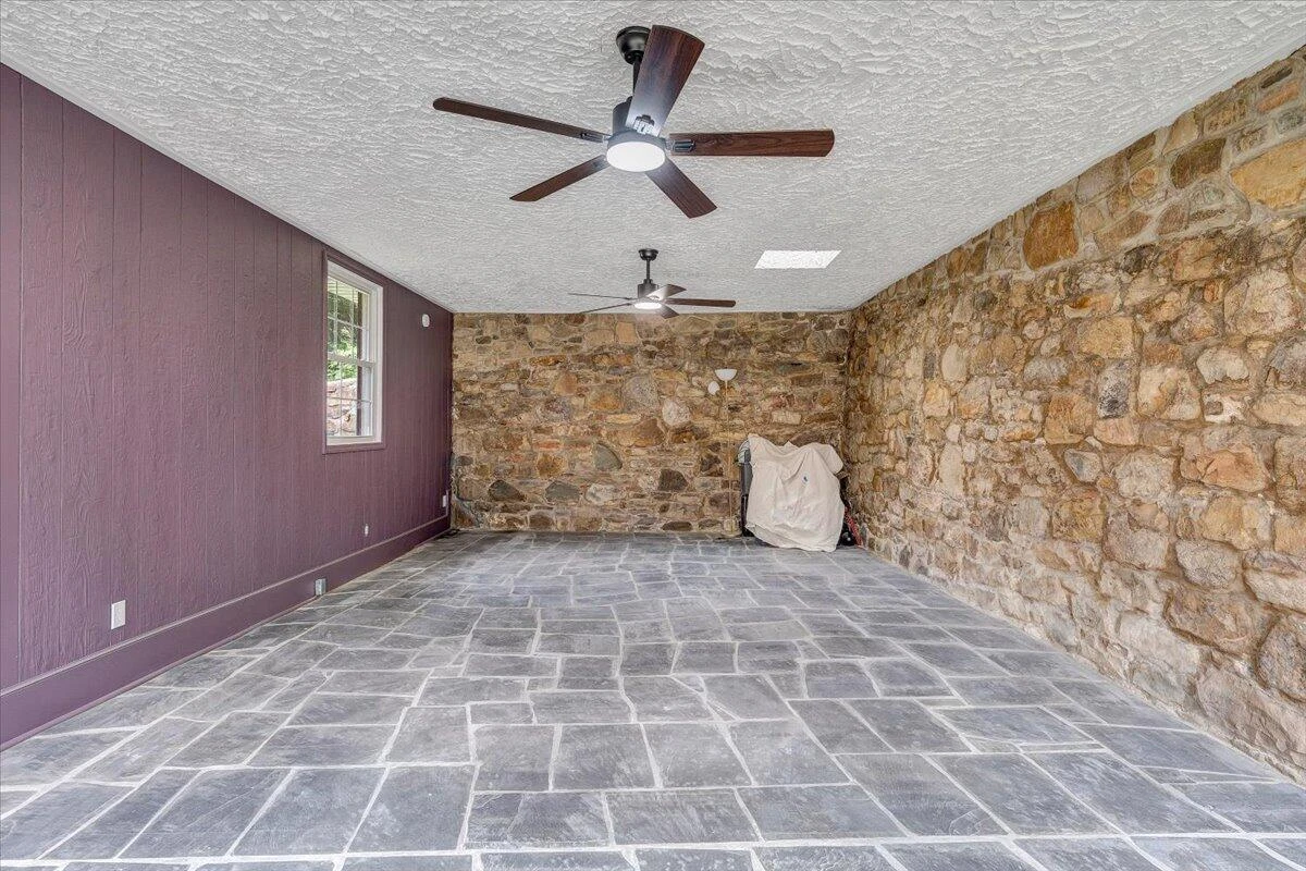 2516 Beverly BLVD - Photo 20
