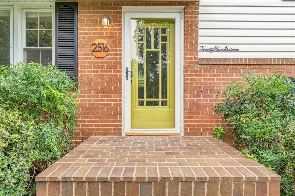 2516 Beverly BLVD - Photo 4