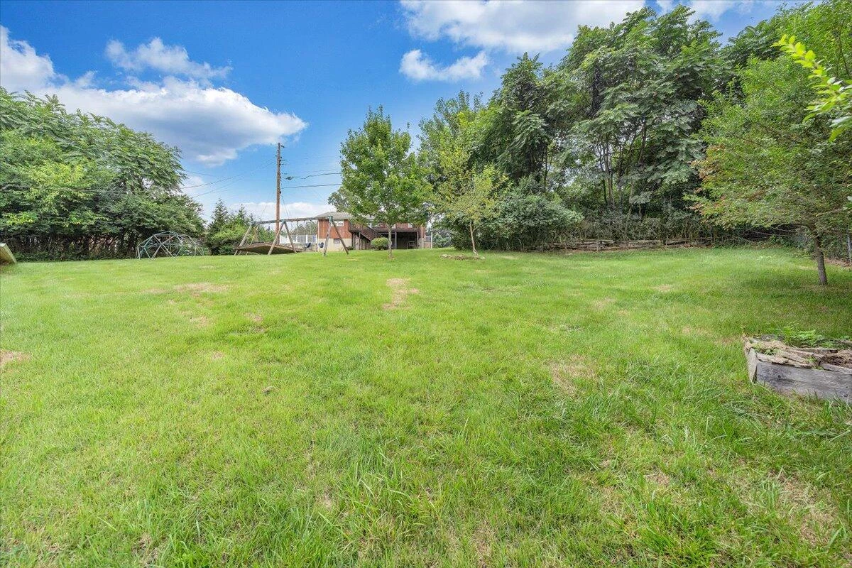 2516 Beverly BLVD - Photo 50