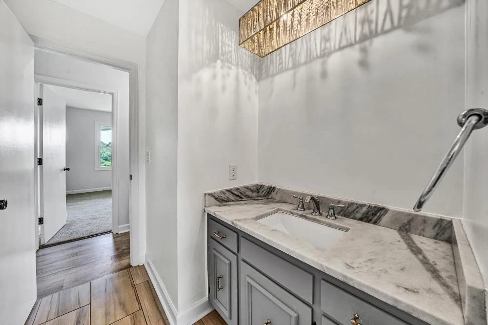 1544 Deborah LN - Photo 29