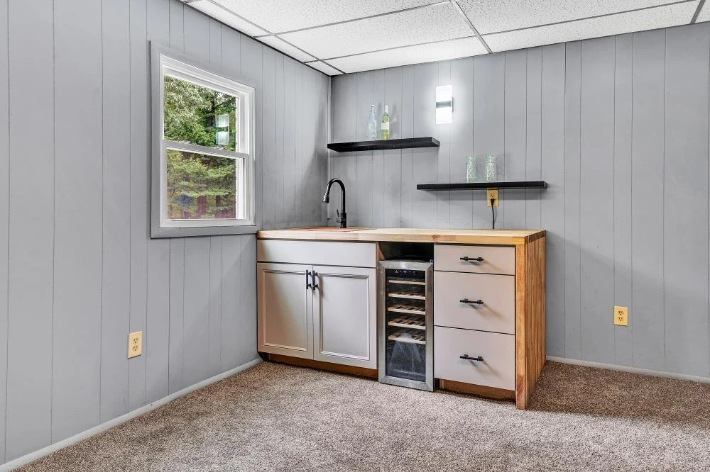 1544 Deborah LN - Photo 38