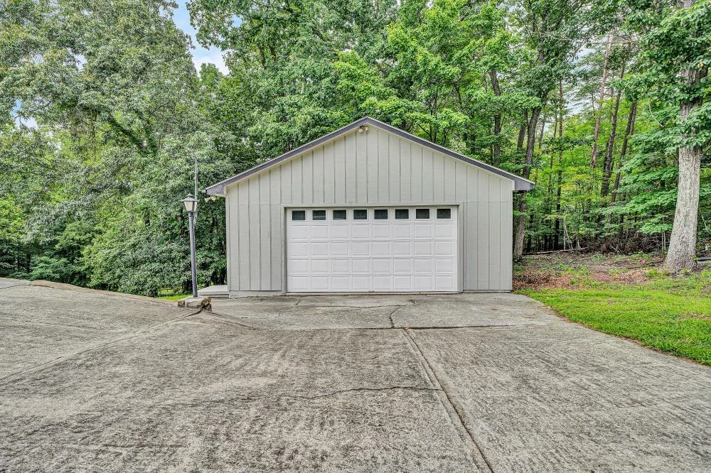 1544 Deborah LN - Photo 6