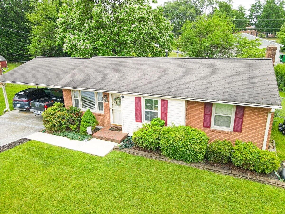 2136 Bainbridge DR - Photo 39