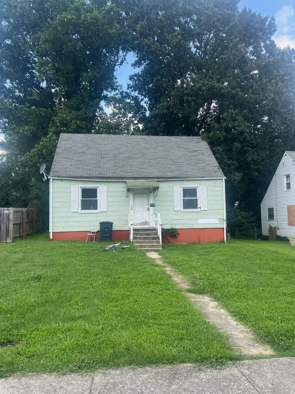 110 Clover AVE