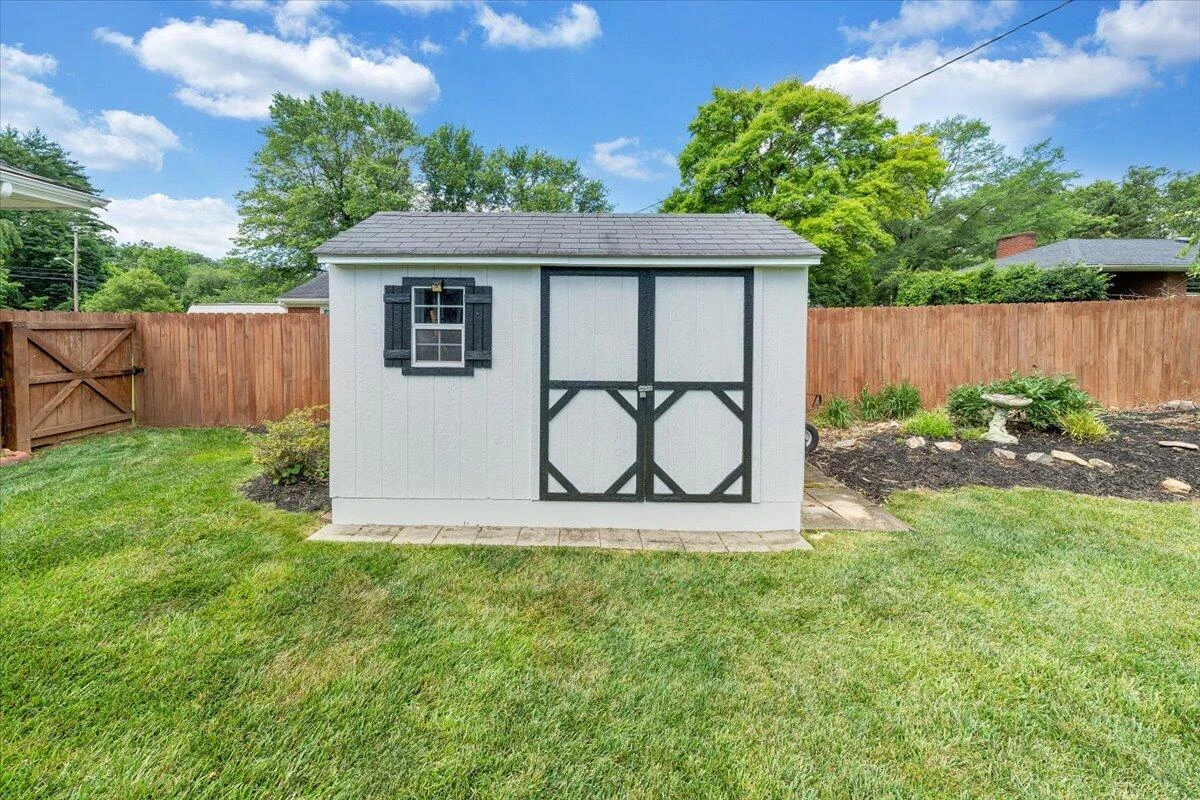 2739 Grandin RD - Photo 45