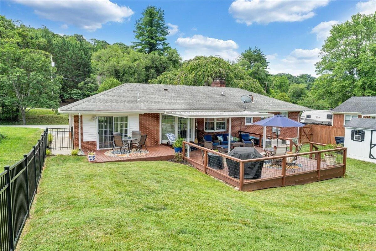 2739 Grandin RD - Photo 51