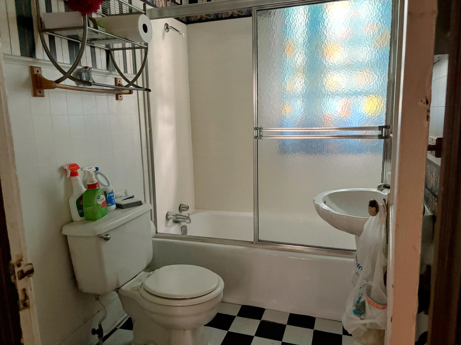 1420 Midland Heights PL - Photo 4