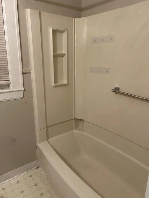 3813 Shady Lawn AVE - Photo 3