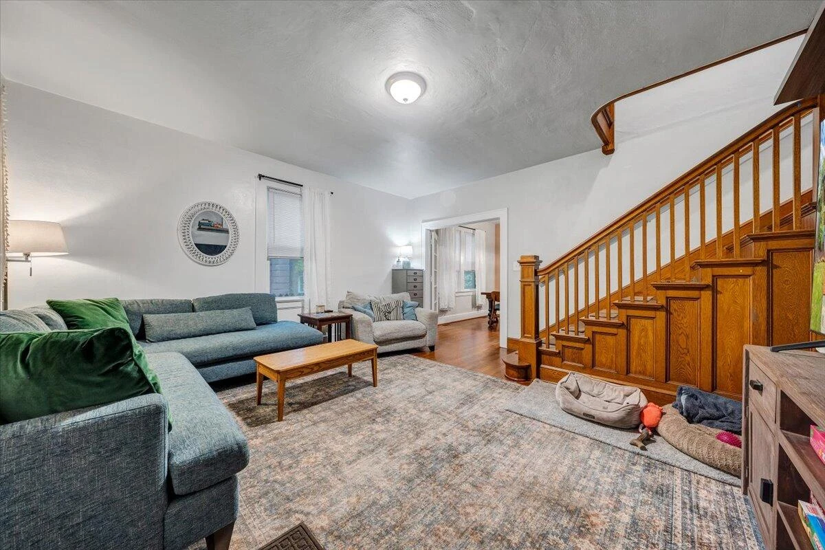 2123 Lynn AVE - Photo 16