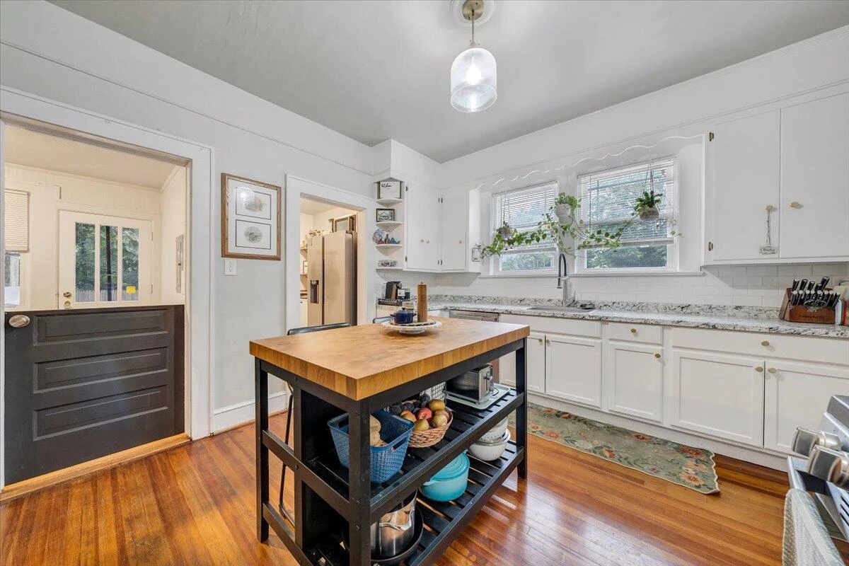 2123 Lynn AVE - Photo 22