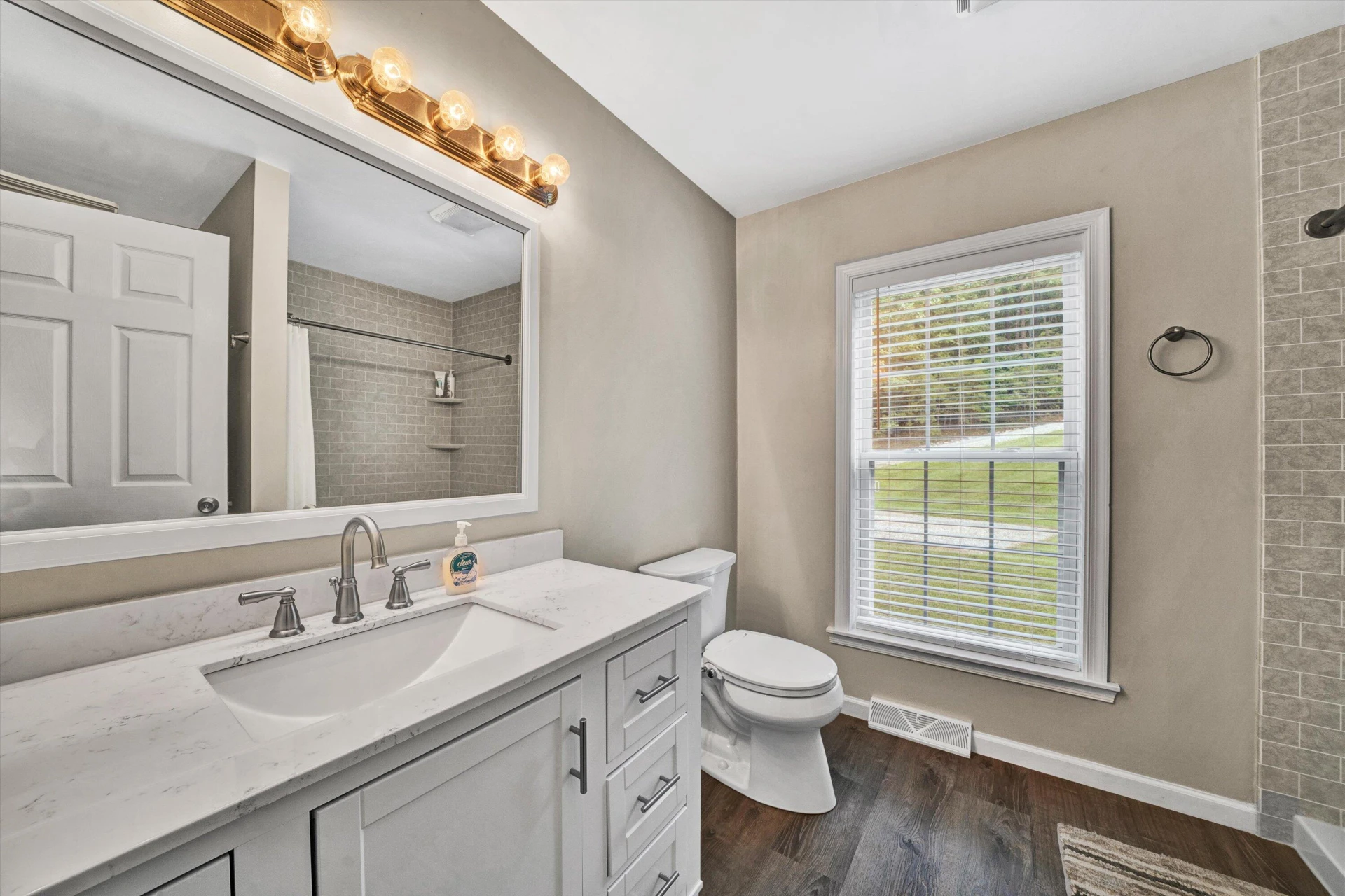 2750 Rutrough RD - Photo 22