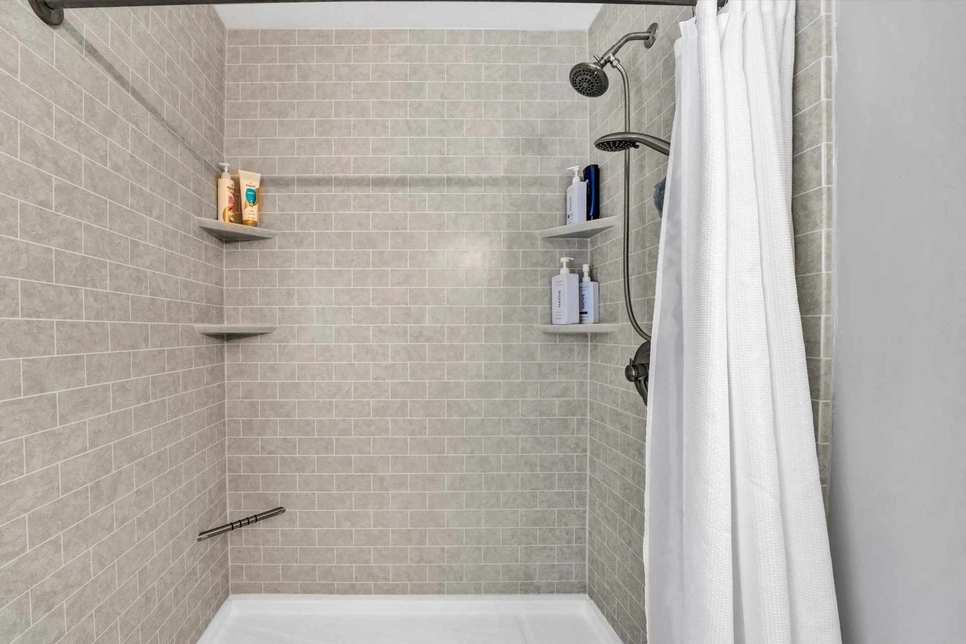 2750 Rutrough RD - Photo 24