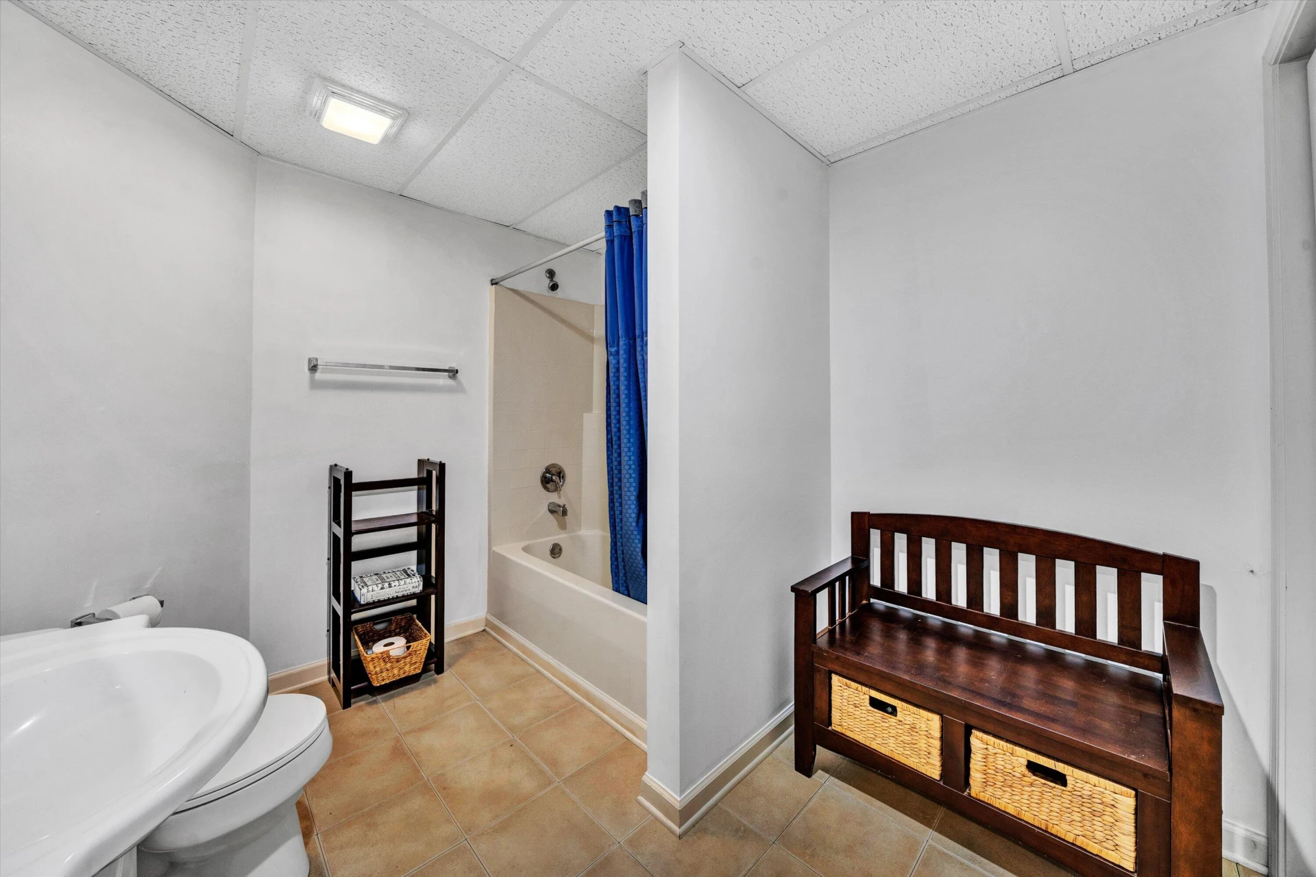 2750 Rutrough RD - Photo 35