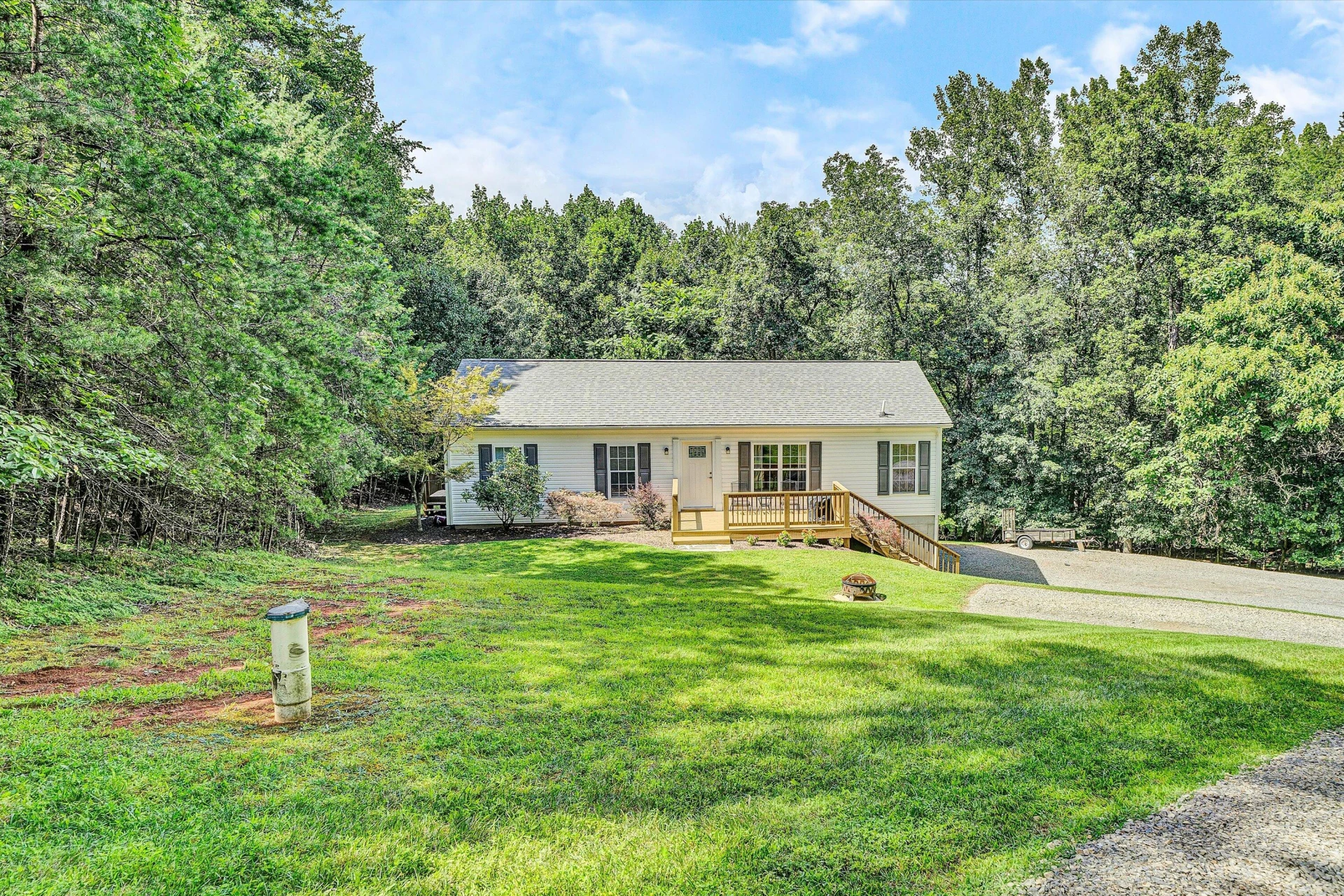 2750 Rutrough RD - Photo 4