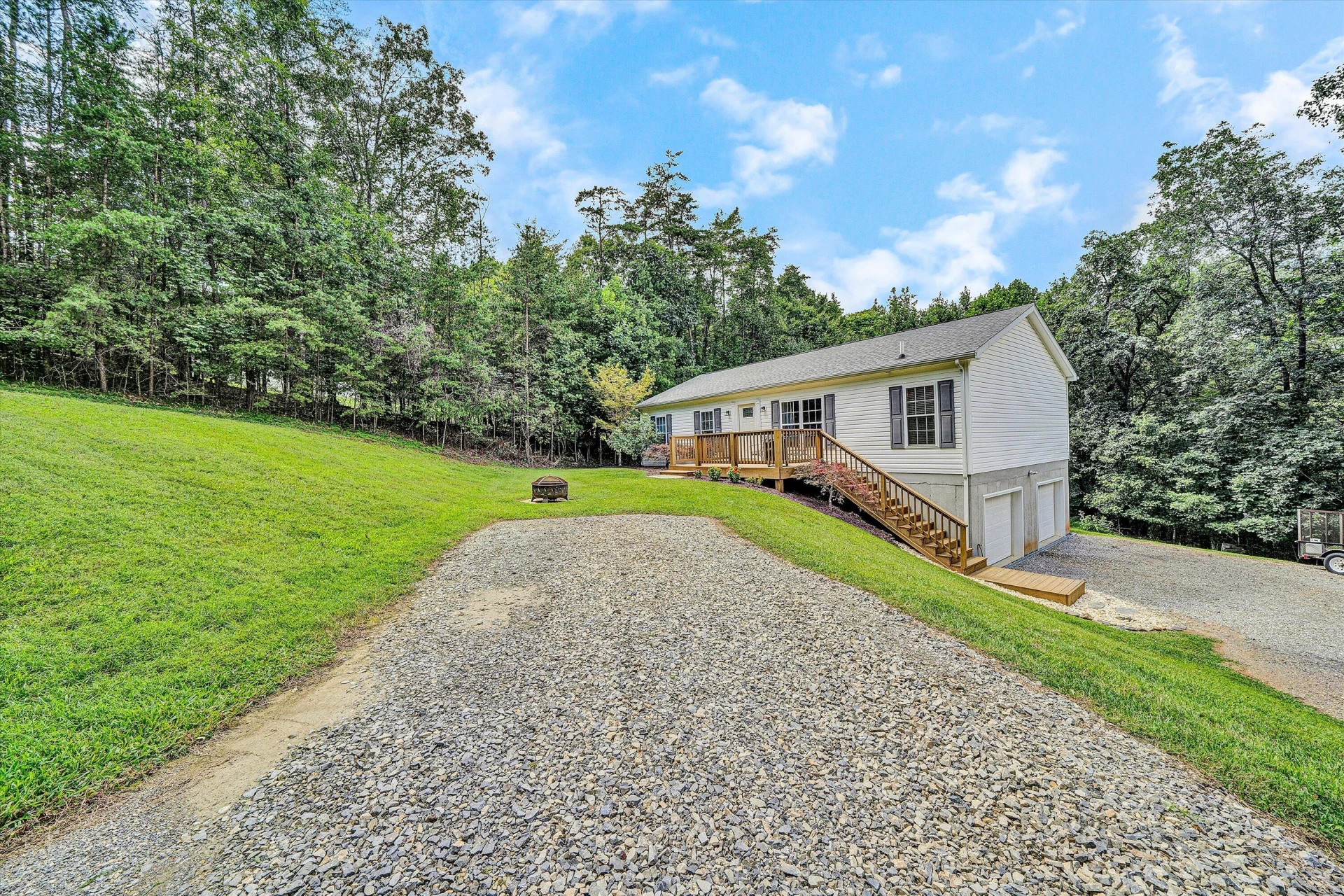 2750 Rutrough RD - Photo 5