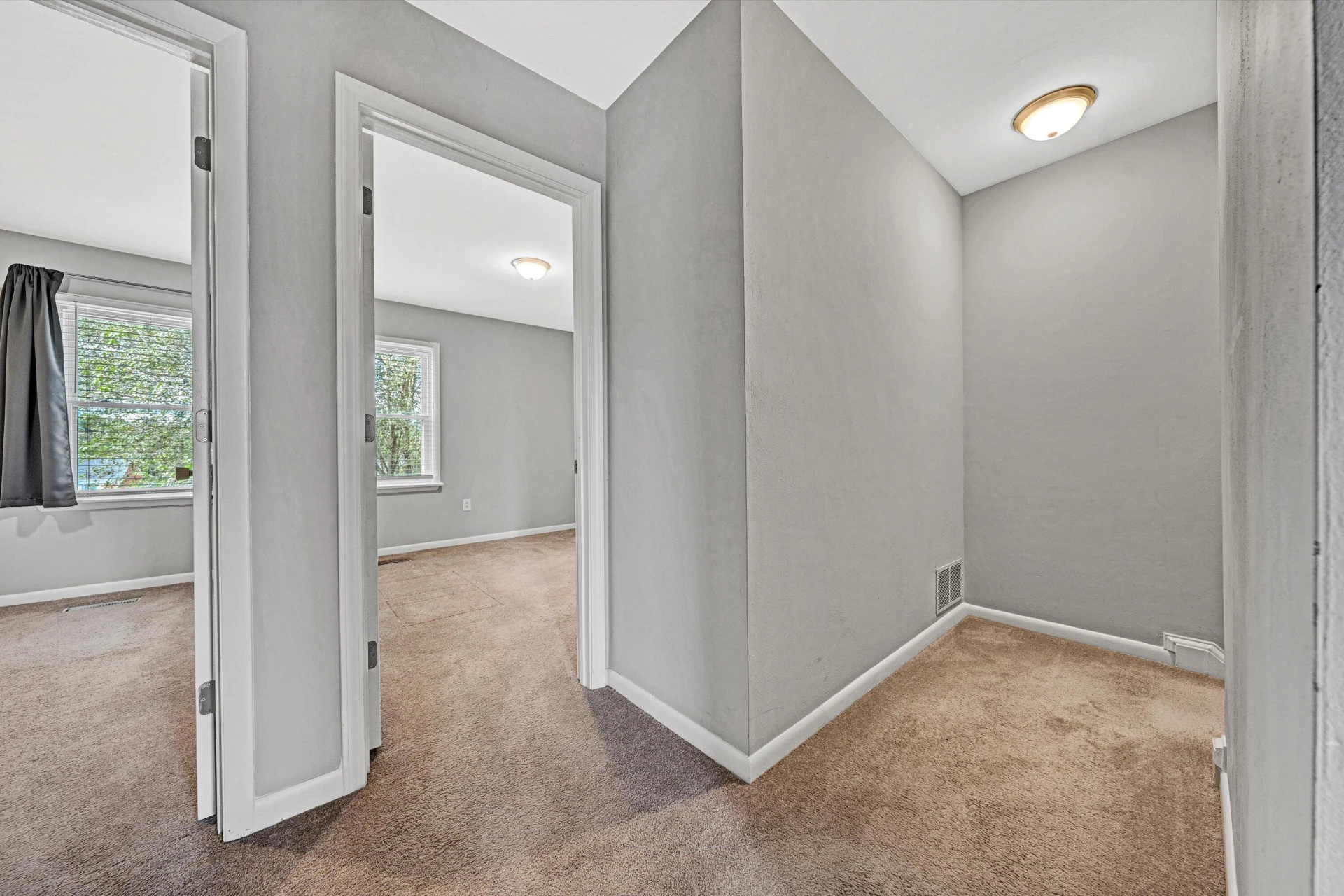 114 OXFORD SQUARE - Photo 16