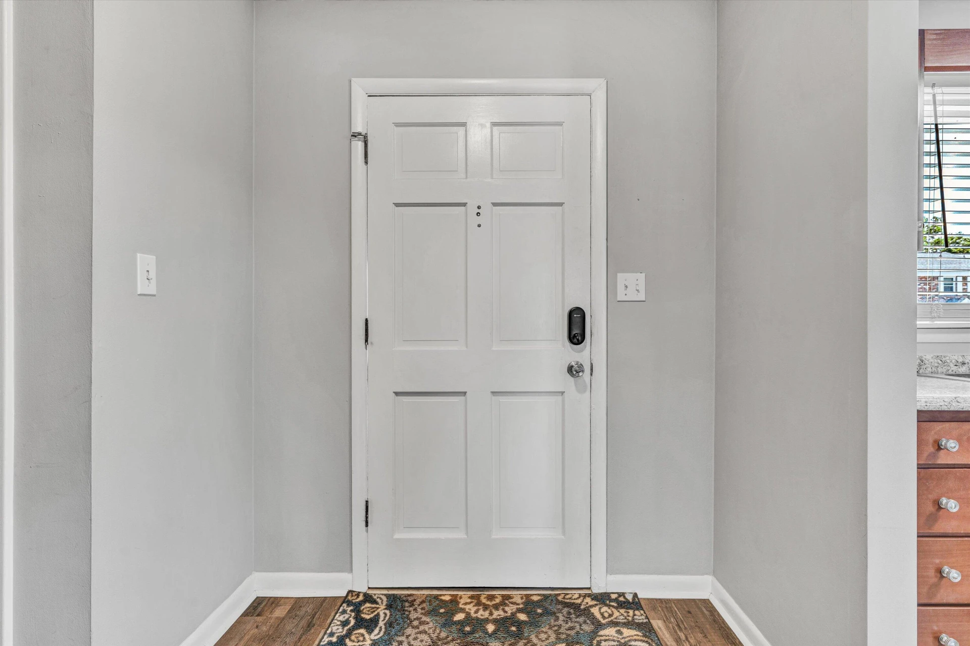 114 OXFORD SQUARE - Photo 5