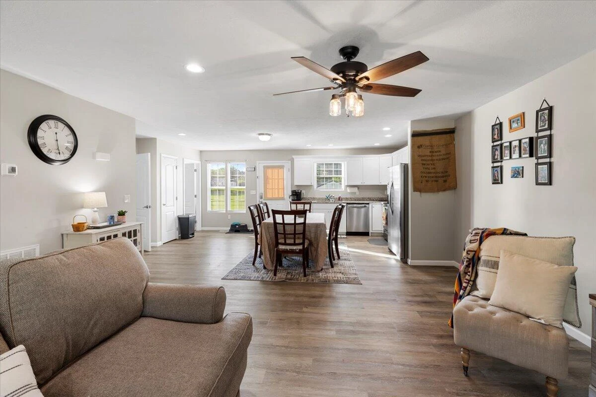 607 Rock RD - Photo 13