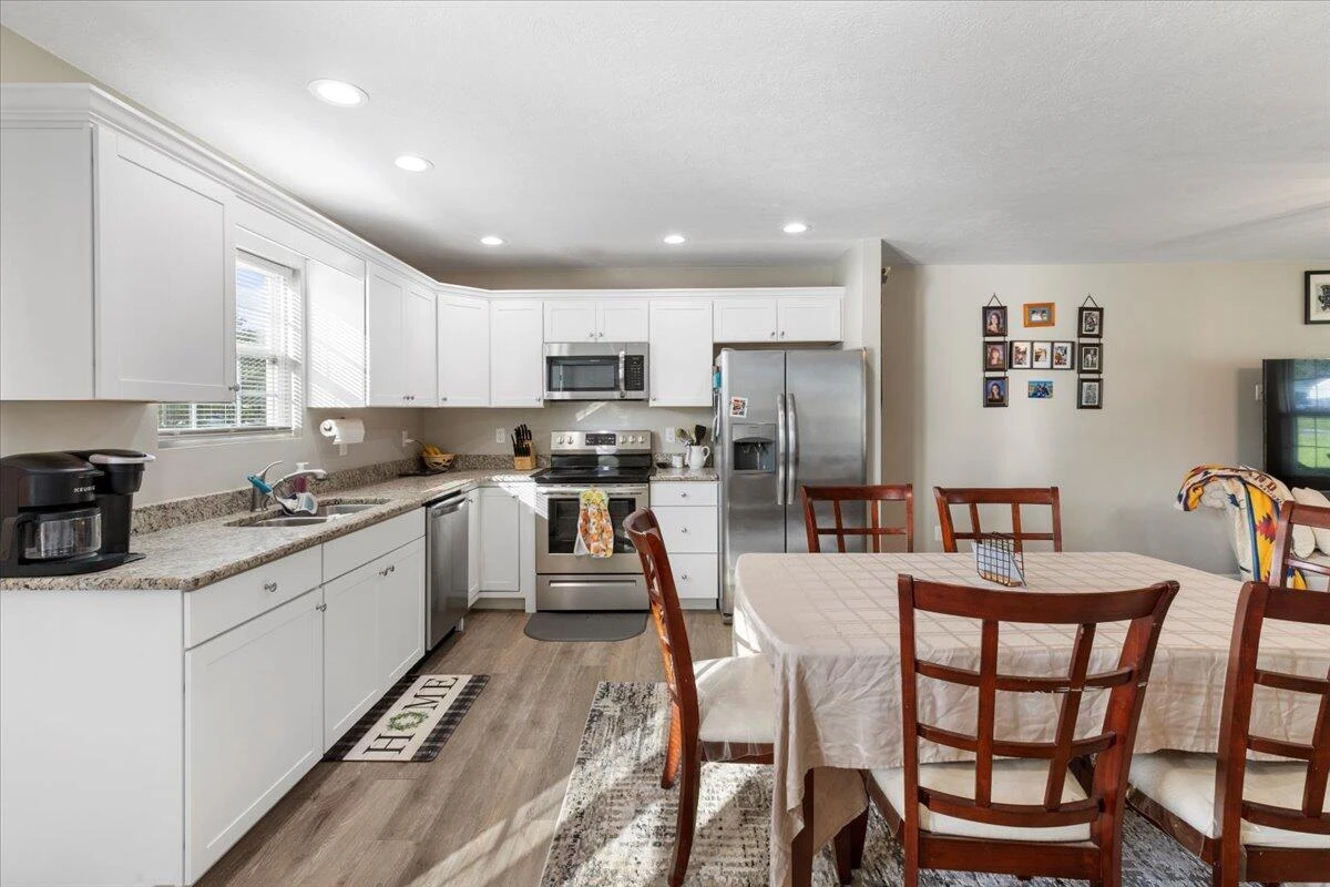 607 Rock RD - Photo 14