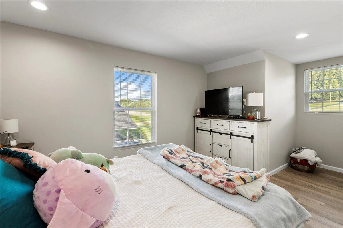 607 Rock RD - Photo 6