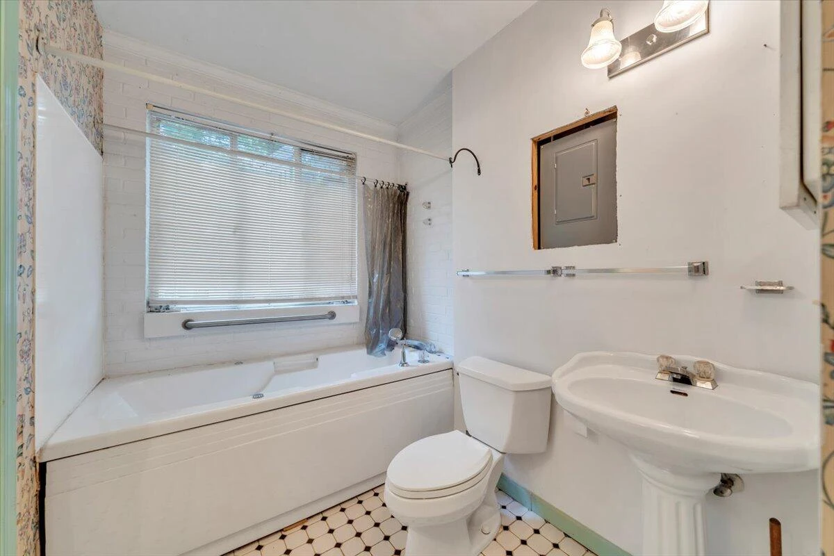 3990 Winding Way RD - Photo 31