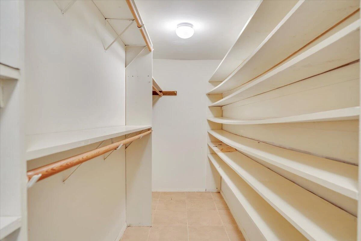 3990 Winding Way RD - Photo 40