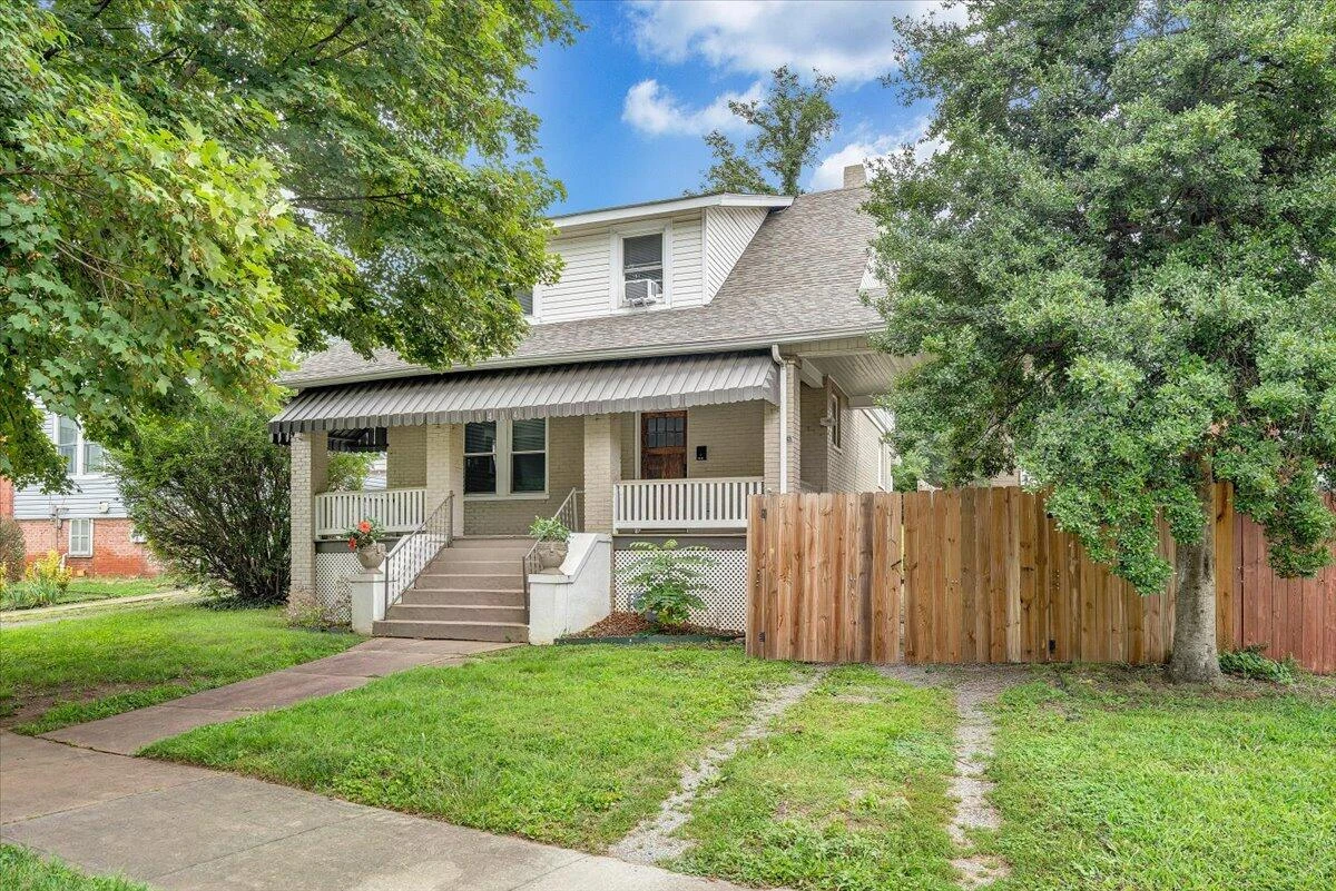 1414 Kenwood BLVD