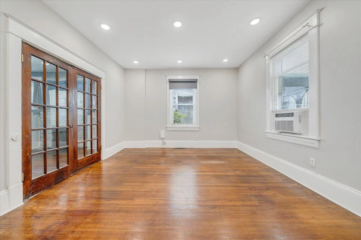 1414 Kenwood BLVD - Photo 15