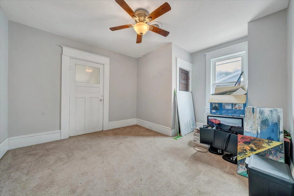 1414 Kenwood BLVD - Photo 19