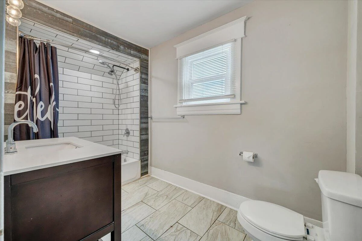 1414 Kenwood BLVD - Photo 24
